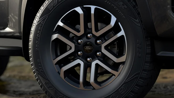 Thiết kế Ford Ranger Sport mạnh mẽ, đậm chất thể thao Thiết kế ngoại thất Ford Ranger Sport thể thao, mạnh mẽ và hiện đại.